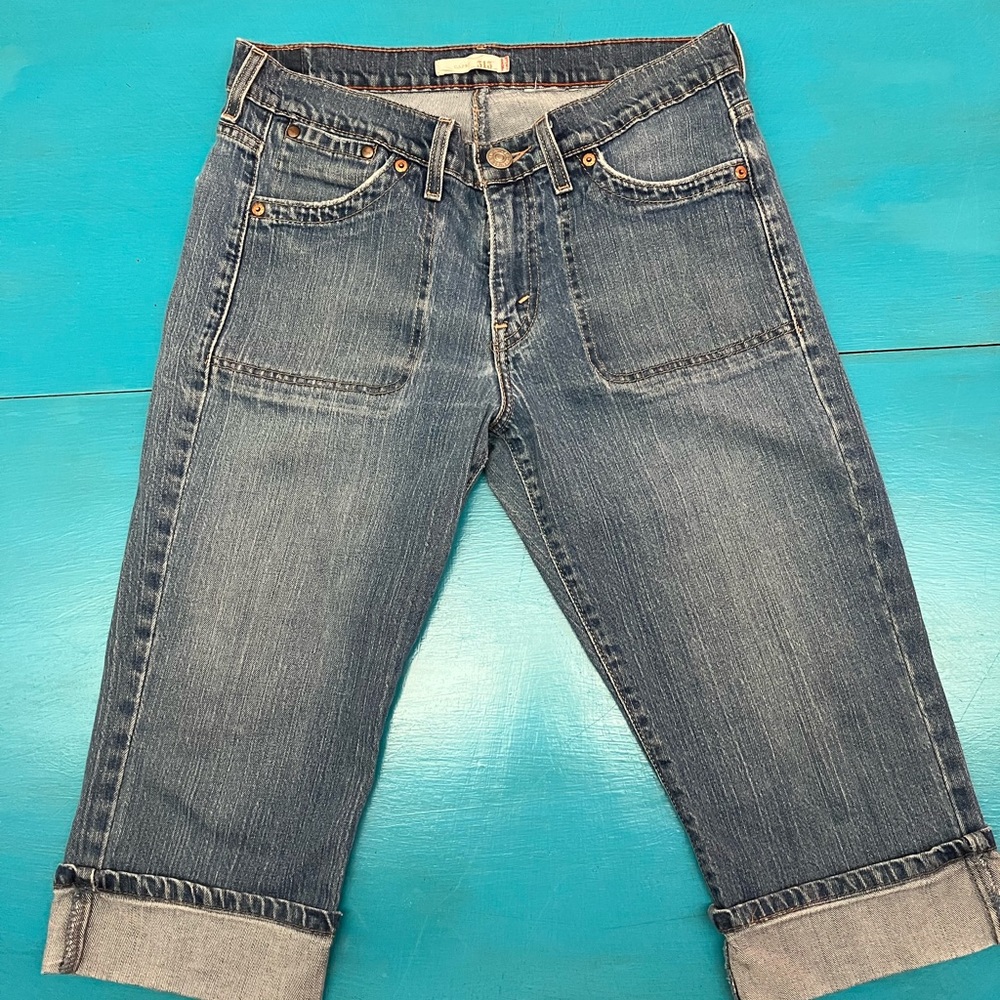 Levi 515 women’s capri jeans size 10.